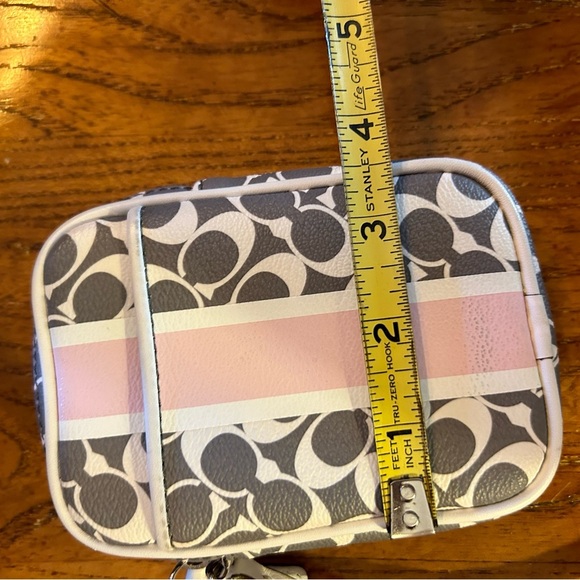 Coach Small Wristlet Gray & White w/ Pink Stripe NWOT!! - Picture 6 of 13